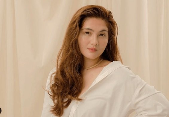 Dimples, nakabalik na from Spain, walang chicka sa Bea-Vincent wedding