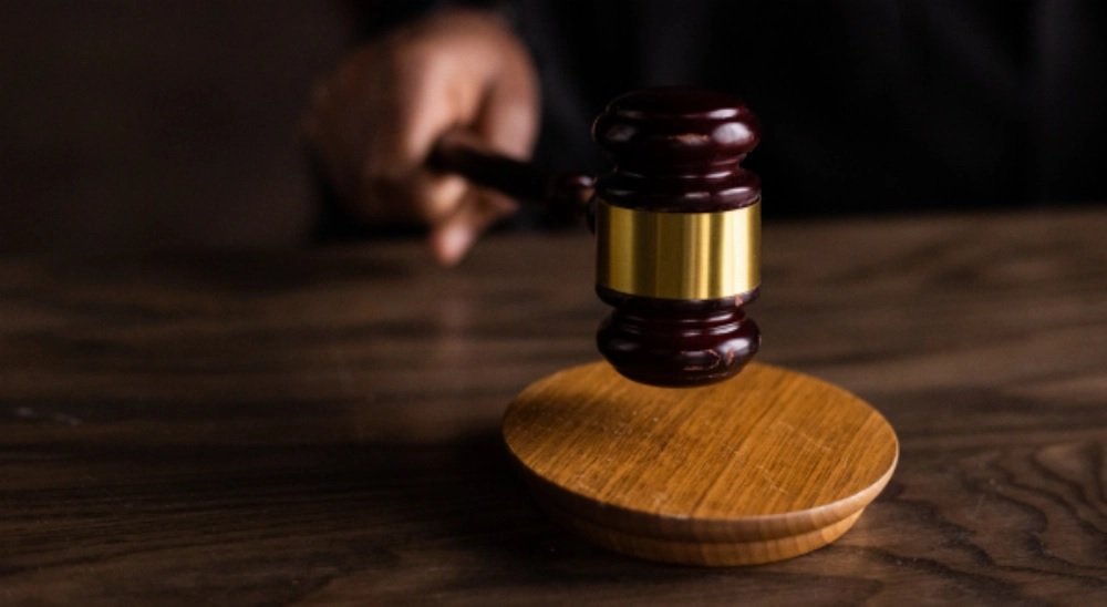 Misis na bida-bida at mahilig mang-under, pasok sa ‘legal grounds’ ng separation