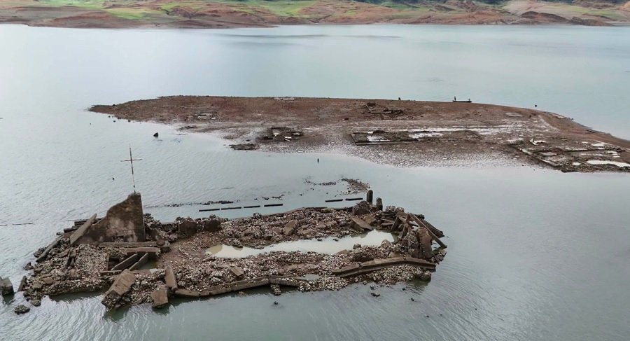 Pantabangan muling lumutang nang matuyot ang dam