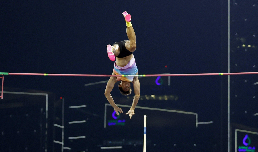 EJ Obiena kampeon sa pole vault meet sa Germany