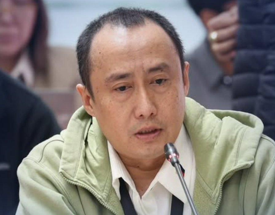 Ex-DepEd disbursement officer, na-stroke ‘di dadalo sa impeachment trial