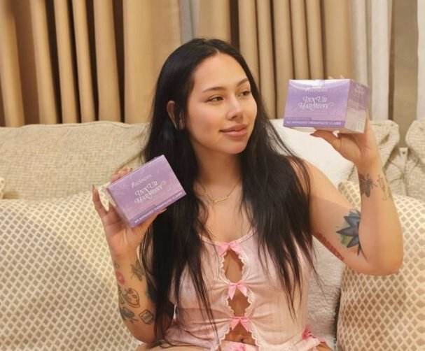 Toni Fowler, nagpatanggal ng boobs