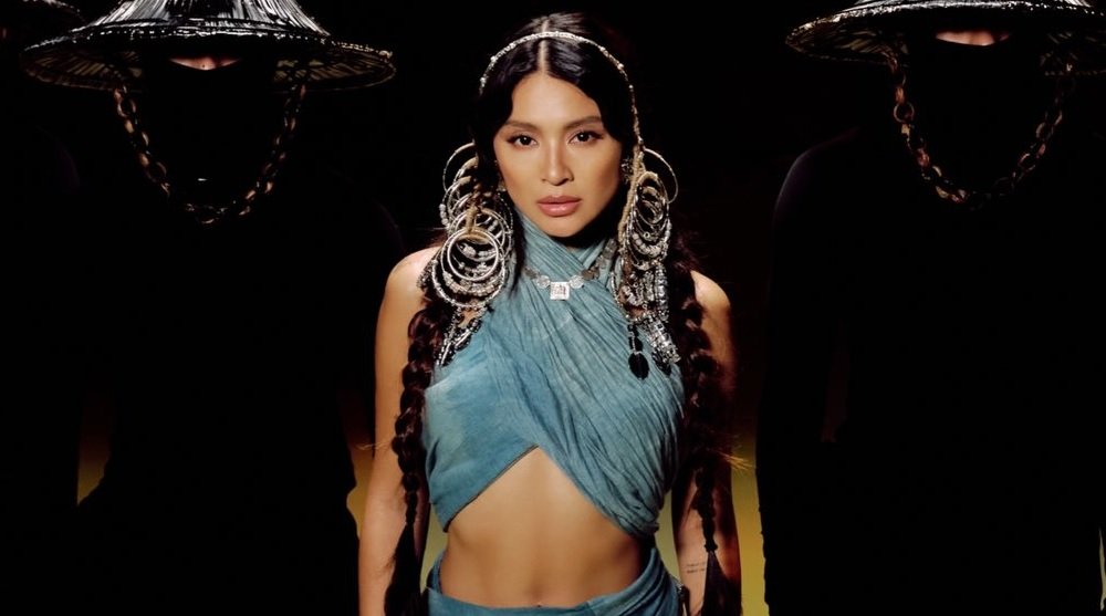 Nadine Lustre, pinatahimik ang buntis issue nang i-flex ang abs