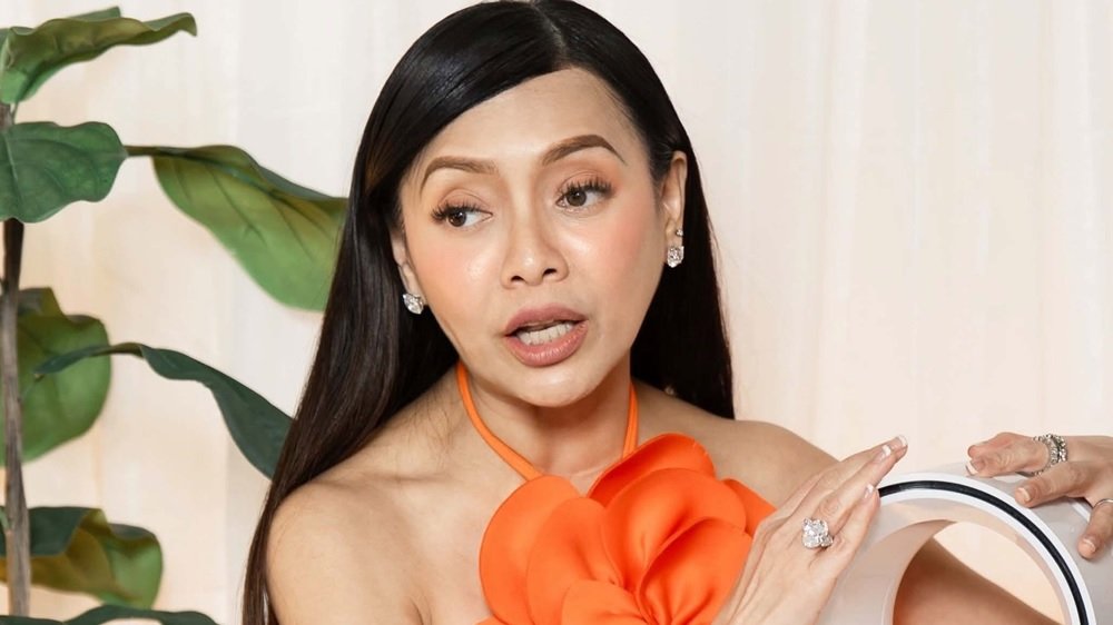 Coco Martin ginawang artista ang businesswoman na si Pinky Tobiano