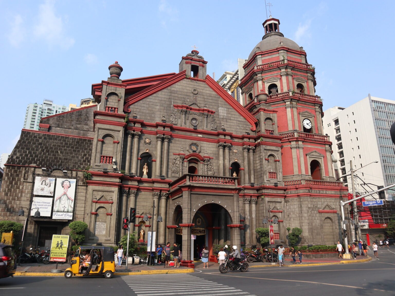 2 sugatan sa pagguho ng lumang bahay sa Binondo